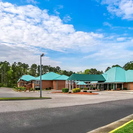 Days Inn By Wyndham Petersburg/South Fort Lee-3