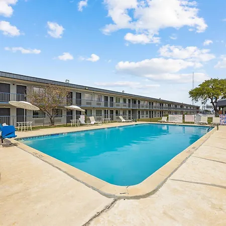 Americas Best Value Inn Fort Worth/Hurst-3