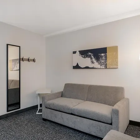 Spark By Hilton Orangeburg-3
