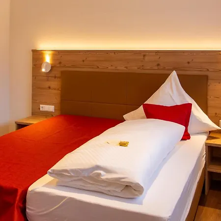 Hotel Waldblick-2
