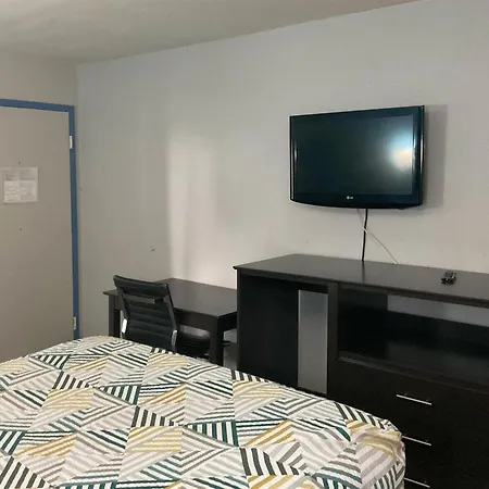 Motel 6 Baton Rouge East, La I12-3