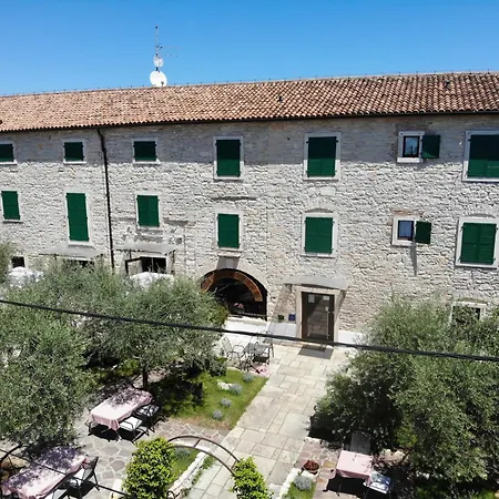 Casa Romantica La Parenzana-2