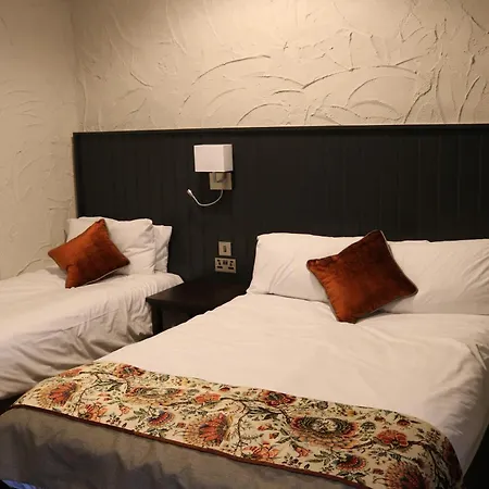Black Dog Inn-2