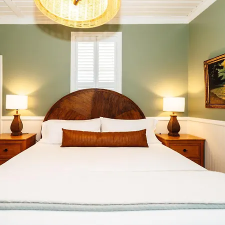 Swank Boutique Suites-2