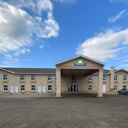 Days Inn By Wyndham Taber-3