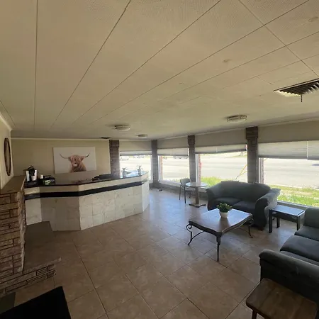 Mac'S Motel-3