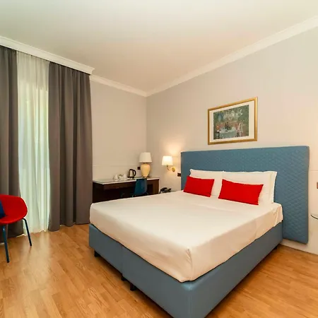 Hotel Royal Torino Centro Congressi-3