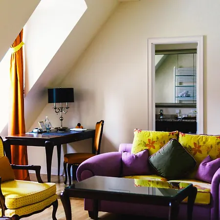 Relais & Chateaux Buelow Palais-3