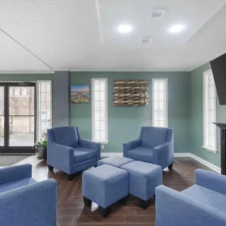 Downtown Inn & Studio Suites-3