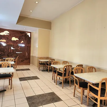 Days Inn By Wyndham Bay City-2