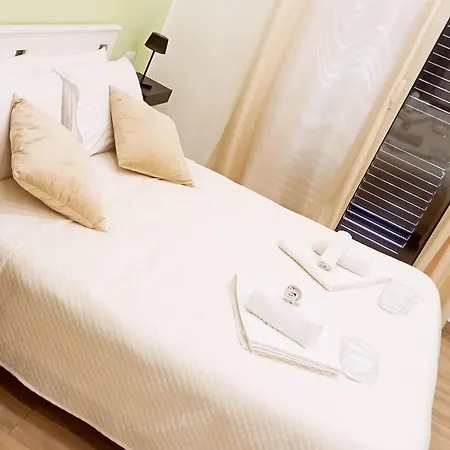 Archimede Guest Rooms-3