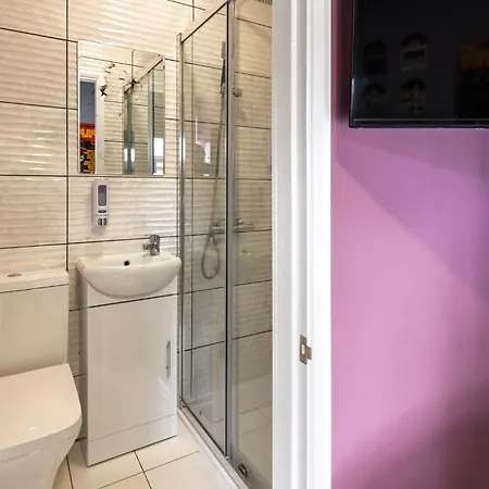 Starbeck Micro Hotel-3