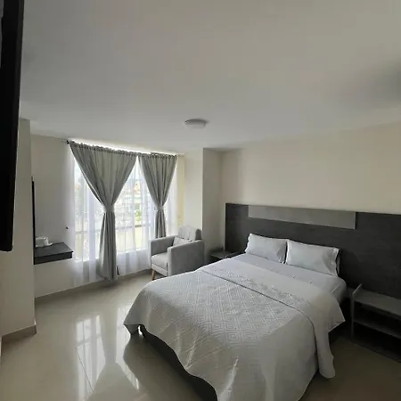 Hotel Iberia Plaza-3