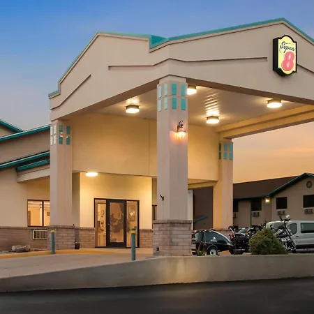 Super 8 By Wyndham Santa Rosa-2