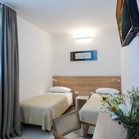 Hotel Albània-3