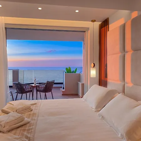 Theo Beach Hotel Apartments-3