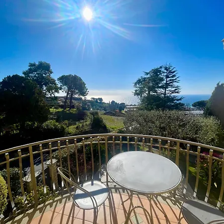 Villa Gaia - Luxury Villa, Pool & Wellness Rooms-3
