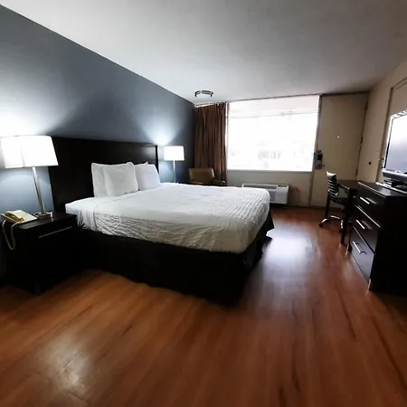 Americas Best Value Inn Moline-3