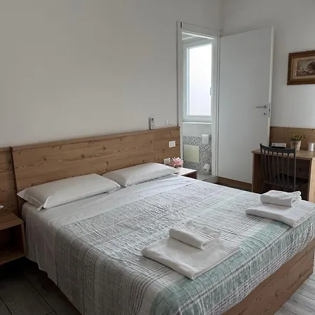Pirandello Rooms-3