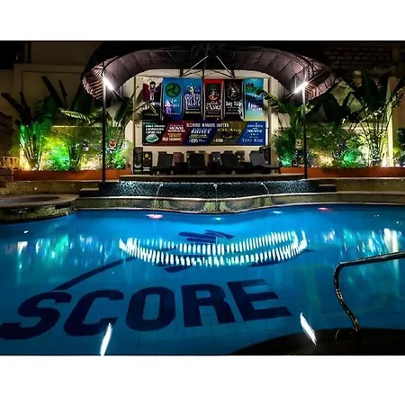 Score Birds Hotel-2