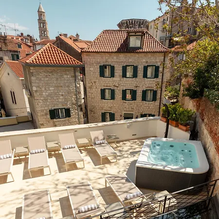 Marmont Heritage Hotel (Adults Only)-3
