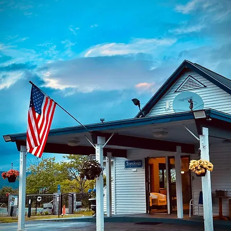 Travelodge By Wyndham Lake George Ny-3