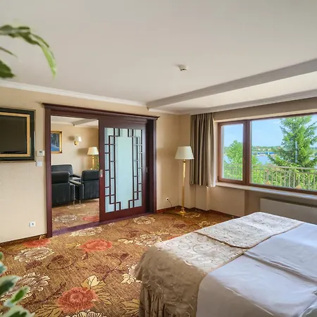 Hotel Golebiewski Mikolajki-3