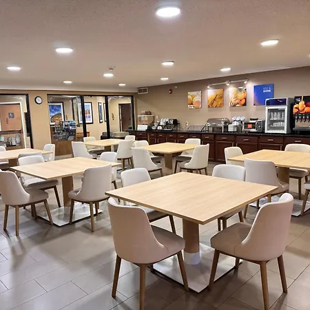 Comfort Inn & Suites Black River Falls I-94-3