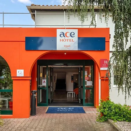 ACE Hôtel Travel Fabrègues - A9 Montpellier Sud-2
