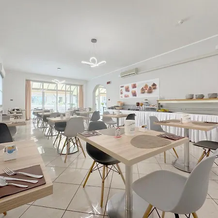 Hotel Ariva-2
