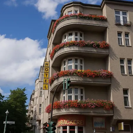 Hotel BELLEVUE am Kurfürstendamm-3