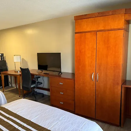 Princess Motel-2