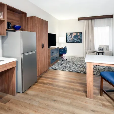 Candlewood Suites Columbus North, An Ihg Hotel-2