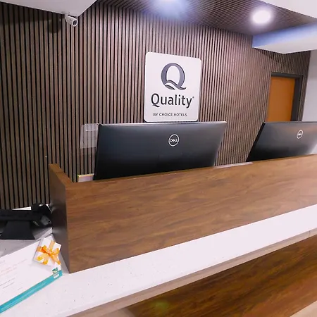 Quality Inn Pontiac-2