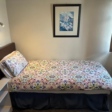 Harmony Inn - Glena House-3
