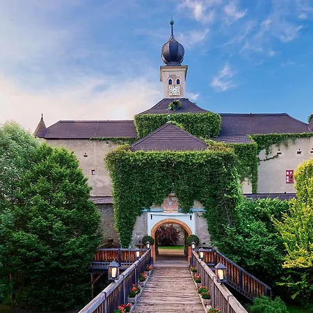 Hotel Schloss Gabelhofen-3