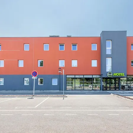 B&B HOTEL Aix en Provence Venelles-3