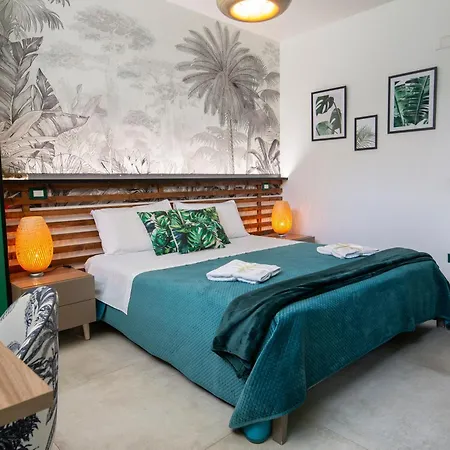 Civico 31 Luxury Rooms-3