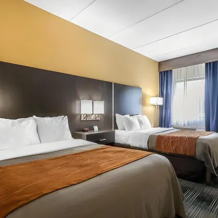 Comfort Inn Cleveland Airport-2