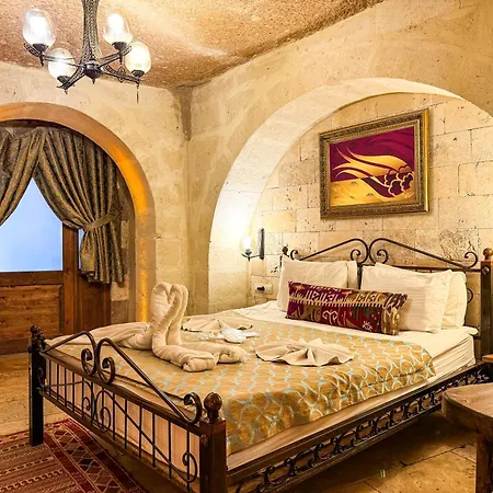 Nomads Cave Hotel & Rooftop-2