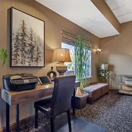 Best Western Plus City Center-3