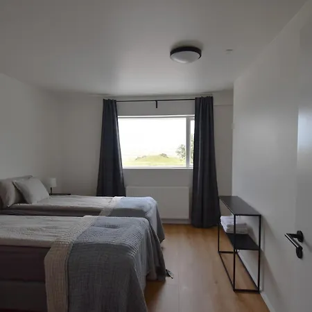 Glacier World - Hoffell Guesthouse-2