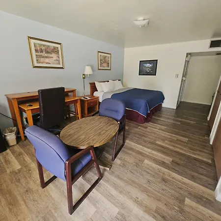 The Budget Inn Express-2