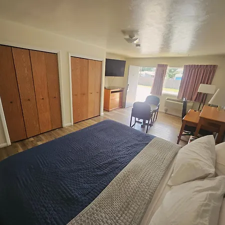 The Budget Inn Express-3