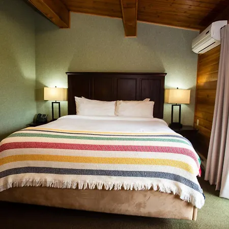 Oakwood Resort-2
