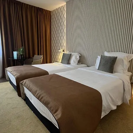 Aquabella Hotel & Spa-3