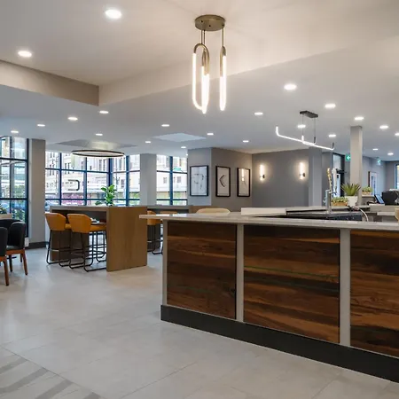 Holiday Inn & Suites Winnipeg Downtown By Ihg-2