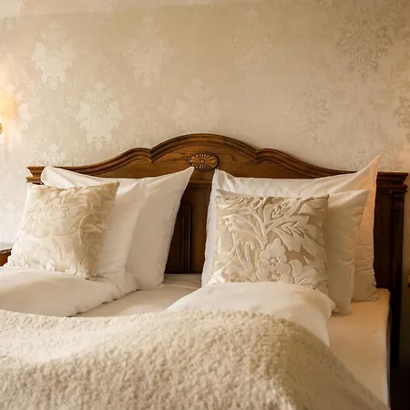 Gloppen Hotell - By Classic Norway Hotels-3