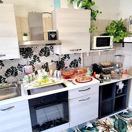 Italo House-2