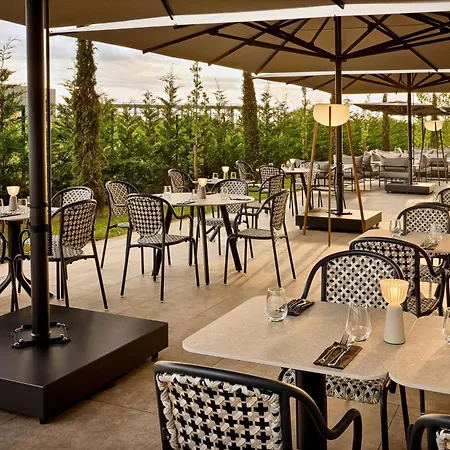 Courtyard By Marriott Lyon Eurexpo Stadium-2